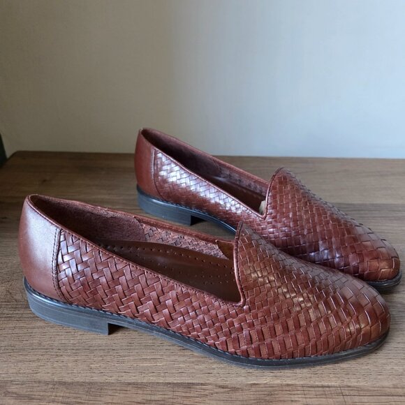 NEVER WORN WORTHINGTON ROSE III BROWN GENUINE LEATHER WOVEN LOAFERS SIZE 8.5 - Picture 5 of 16